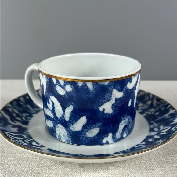 Ralph Lauren Blue and White Teacup and Saucer Set ROUND HILL Portugal - Picture 8 of 8